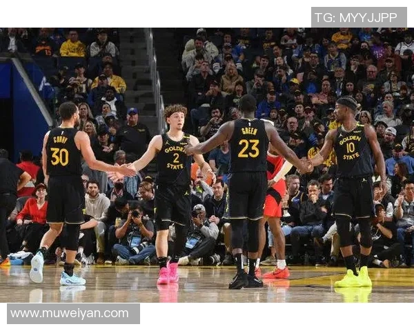 2021年NBA总决赛雄鹿与湖人对决的精彩瞬间与战术分析