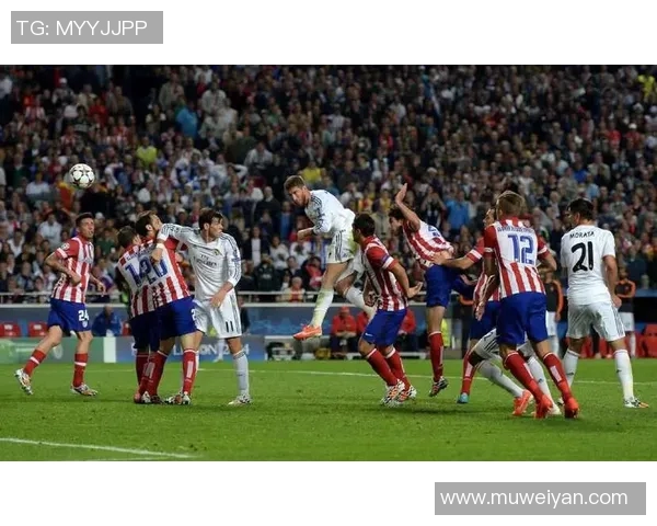 足球明星精彩瞬间高清图片展现踢人动作的魅力与激情